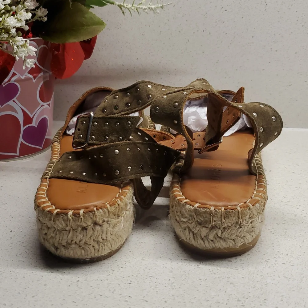 ALOHAS Olive Green Suede Leather Espadrille Sandals (sz 6)